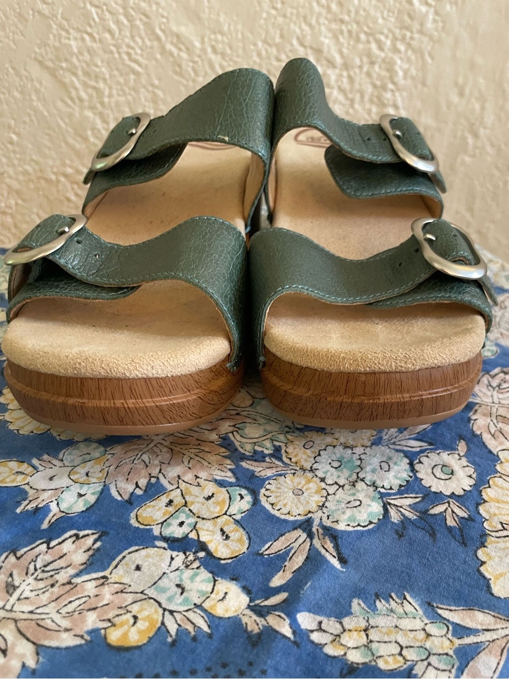 Dansko Sophie Sandals Green 39 - Picture 3 of 8